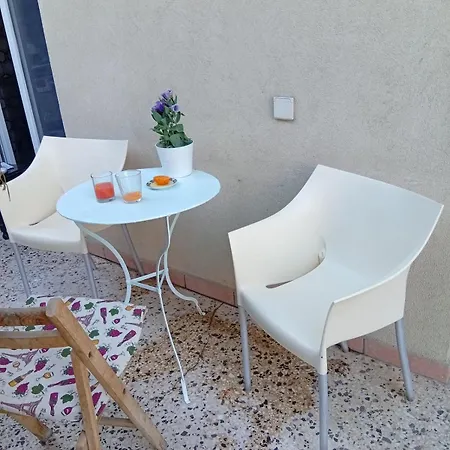 Elen Place Apartment